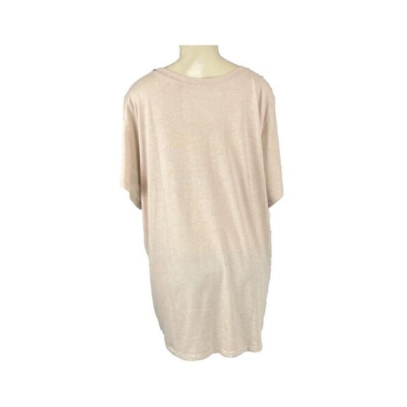 Torrid +6 Taupe Crew Text I'M Smiling At Your Dog Not You Short Sleeve T-Shirt - Picture 4 of 5